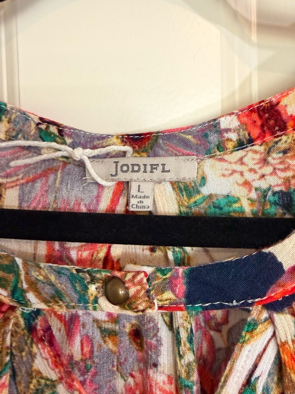 JODIFL Multicolor Floral Tunic with Red Roses - Picture 3 of 8